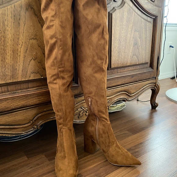 Steve Madden over the knee suede boots - Picture 3 of 5